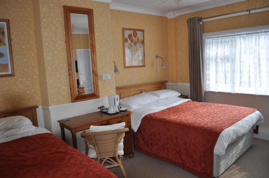 The Russell 4* Scarborough