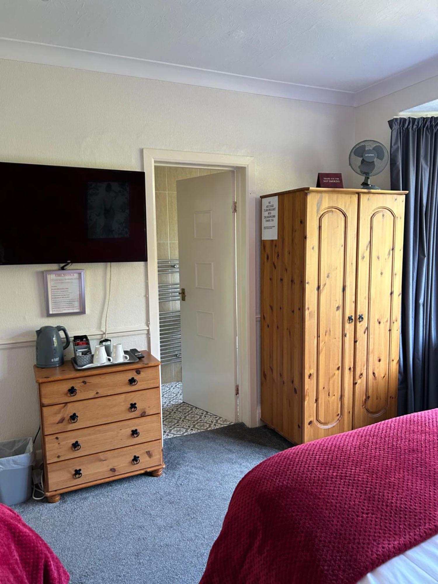 Gasthof The Russell 4*